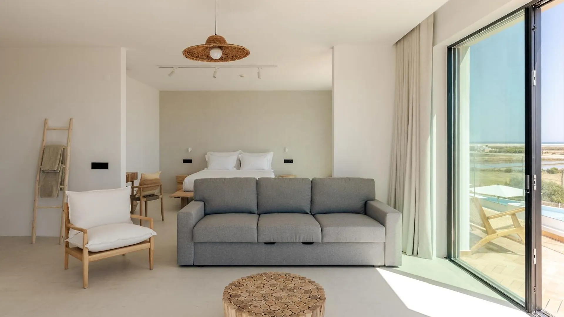Villa Loreto Fuzeta Bed & Breakfast